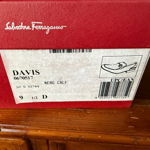 Men\'s Salvatore Ferragamo Dress Shoes in Original Red Box main image 6